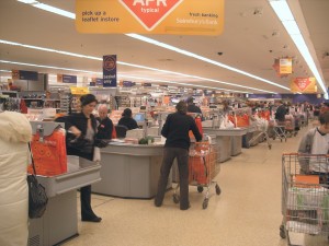 Supermarket_check_out
