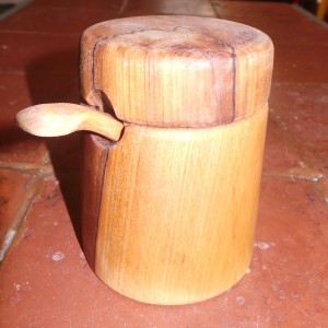 woodenpot1